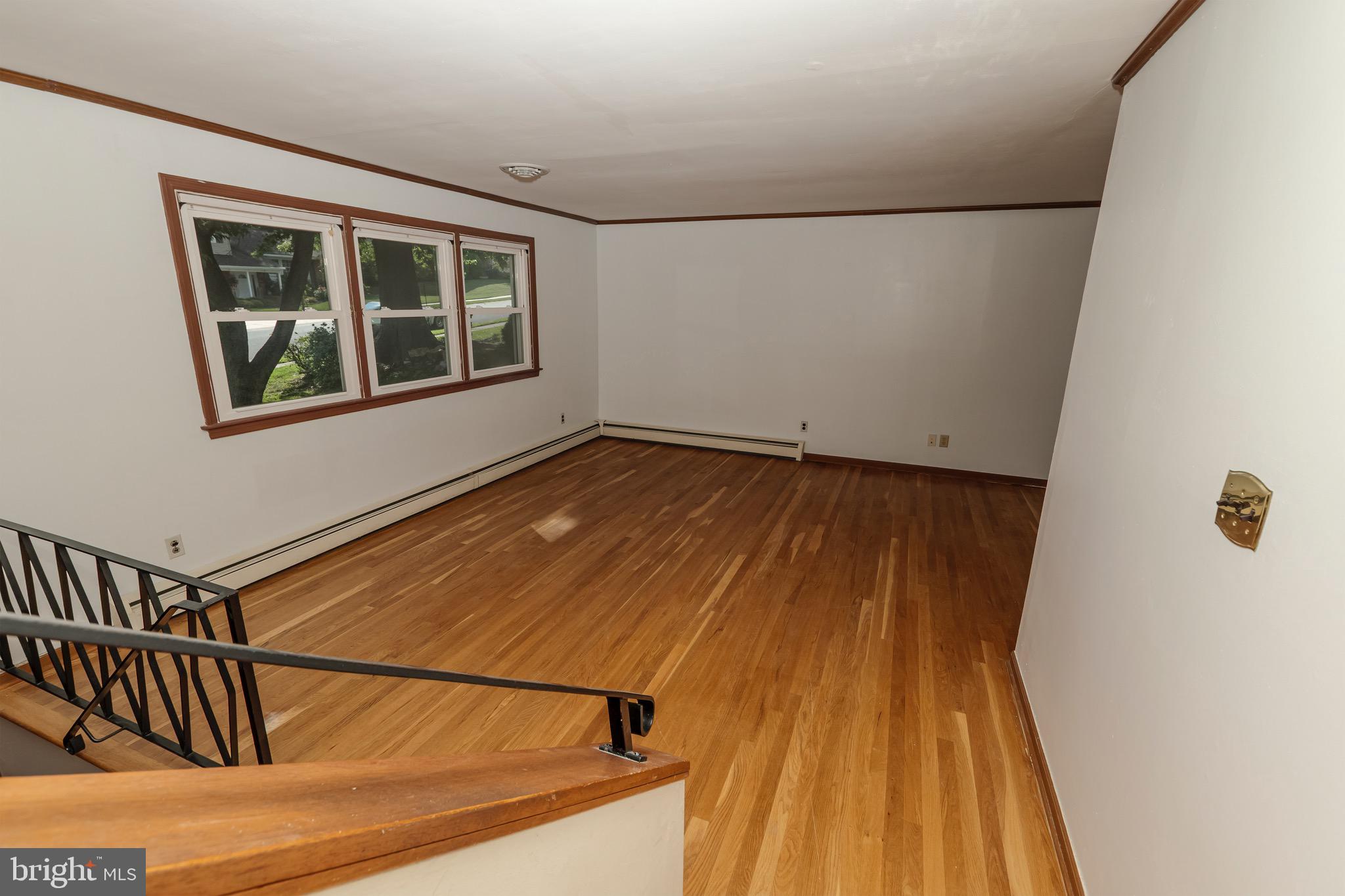 230 ARONIMINK DRIVE
