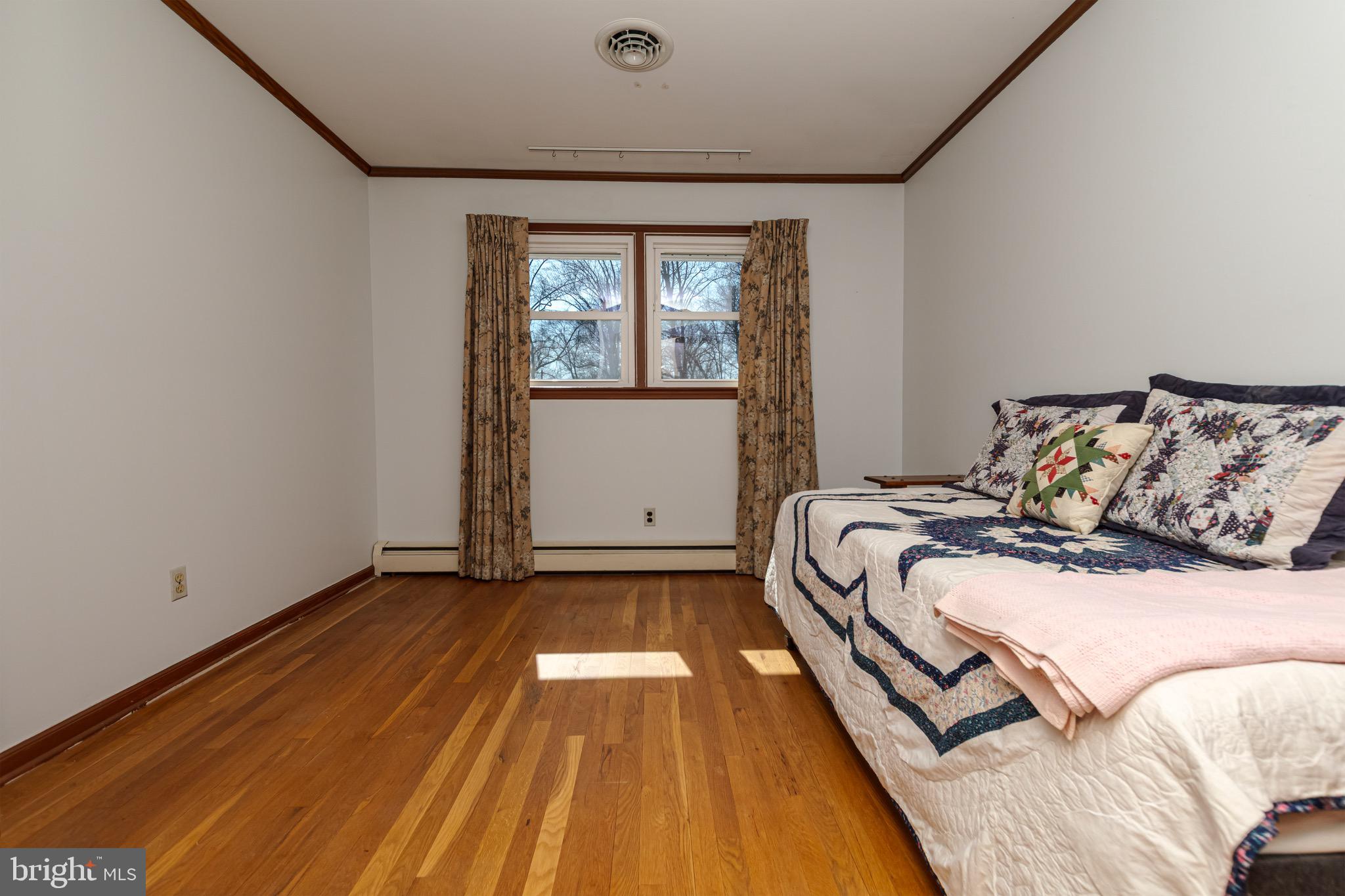 230 ARONIMINK DRIVE