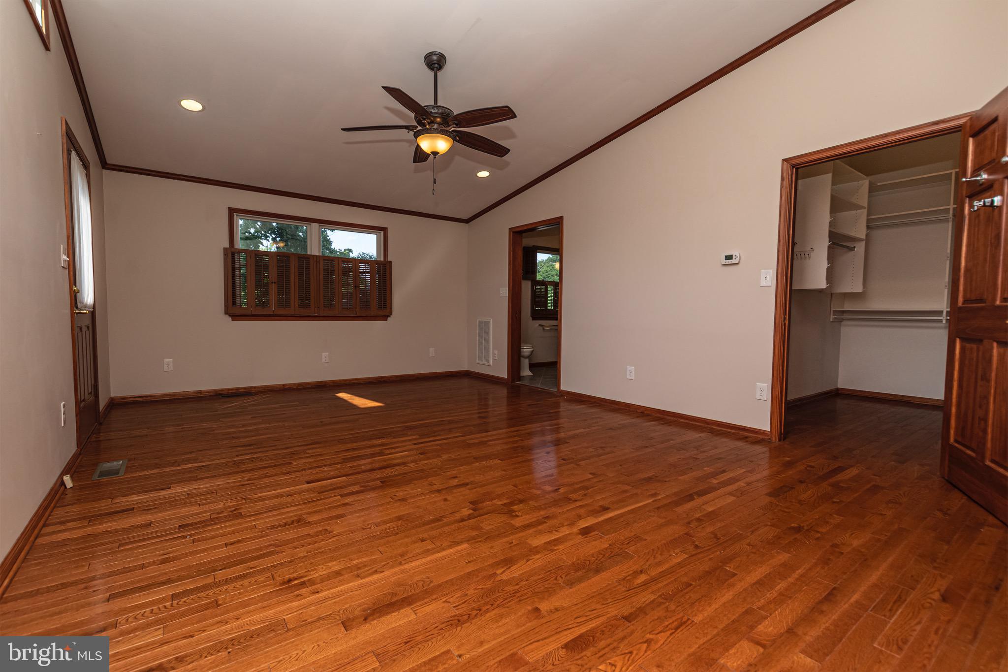 230 ARONIMINK DRIVE