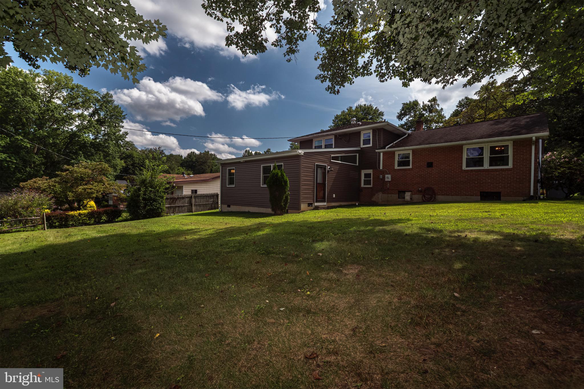 230 ARONIMINK DRIVE