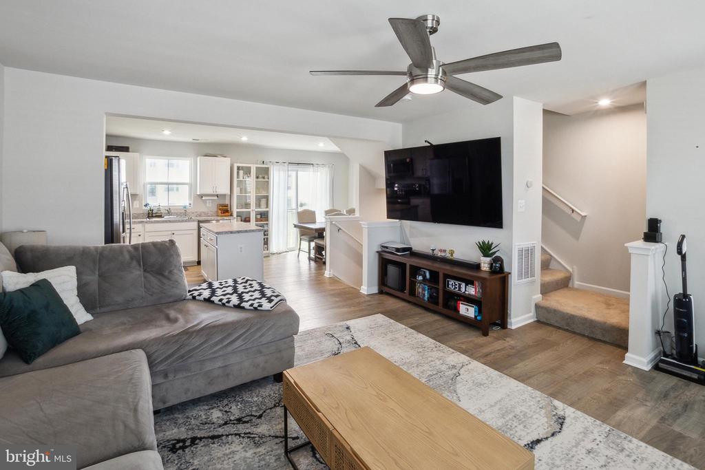 1001 WICKERSHAM WAY