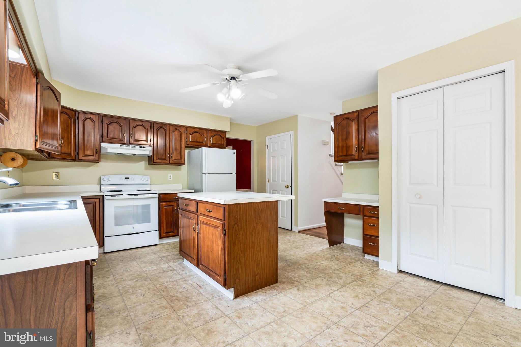 142 WOODLAND ROAD