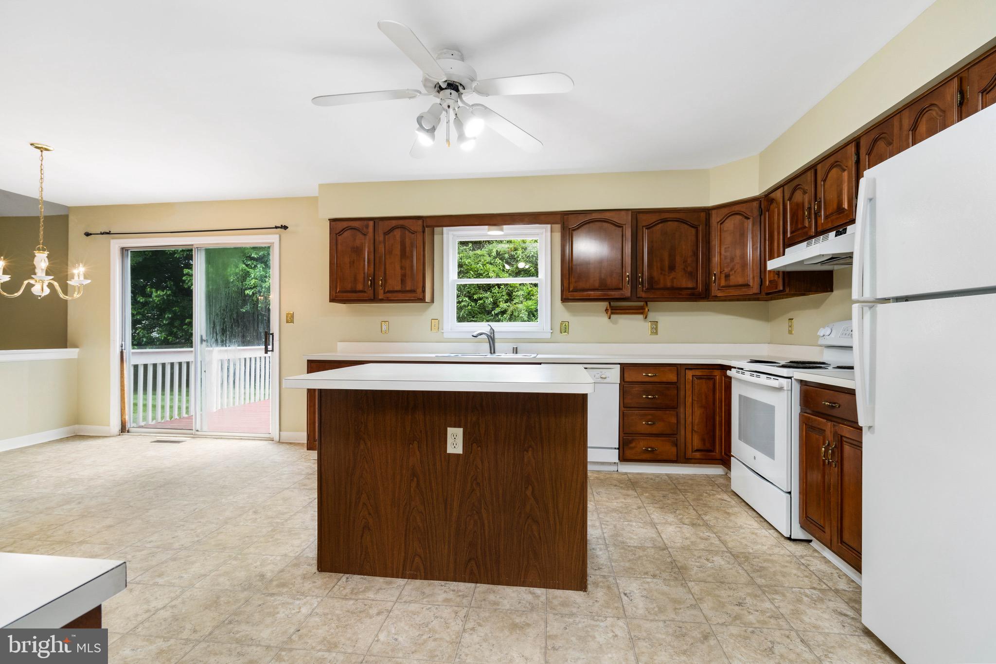 142 WOODLAND ROAD
