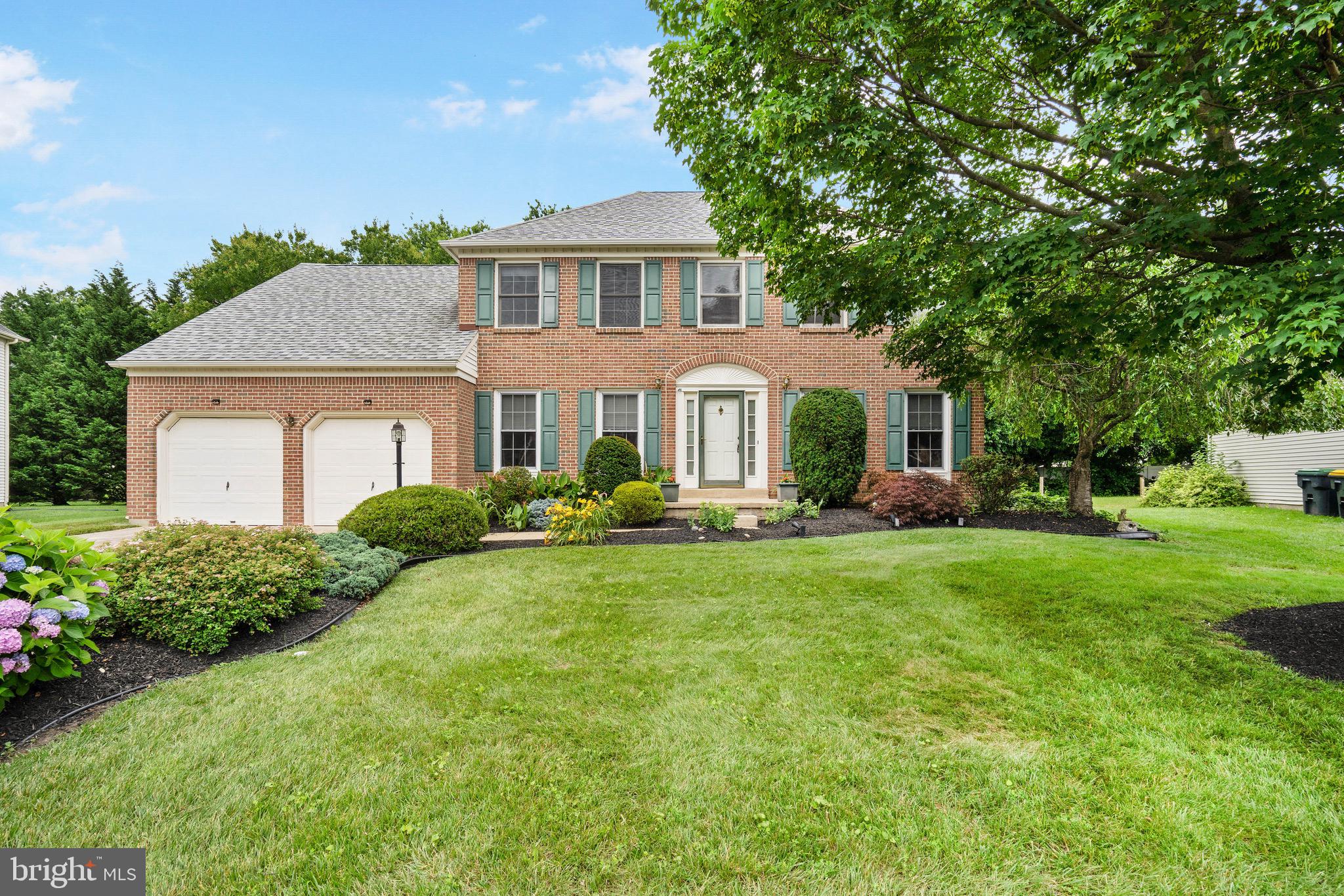 142 WOODLAND ROAD