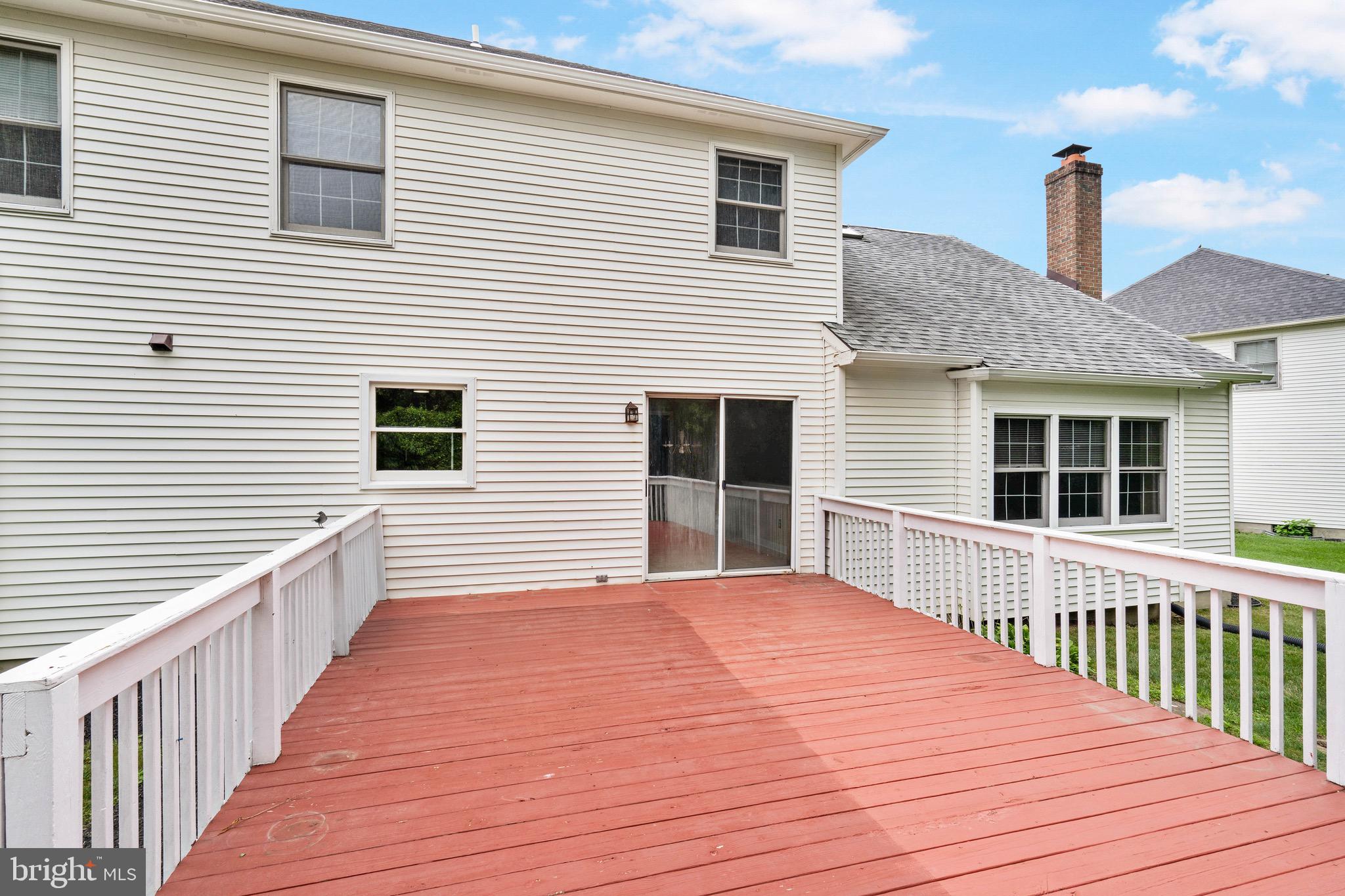 142 WOODLAND ROAD