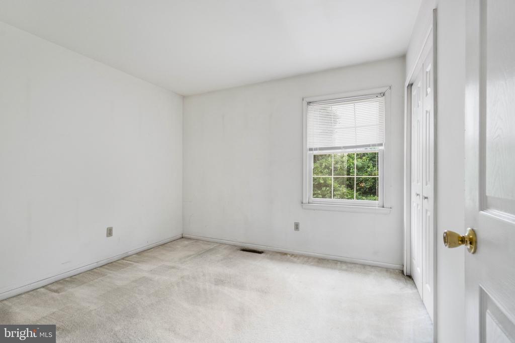 142 WOODLAND ROAD