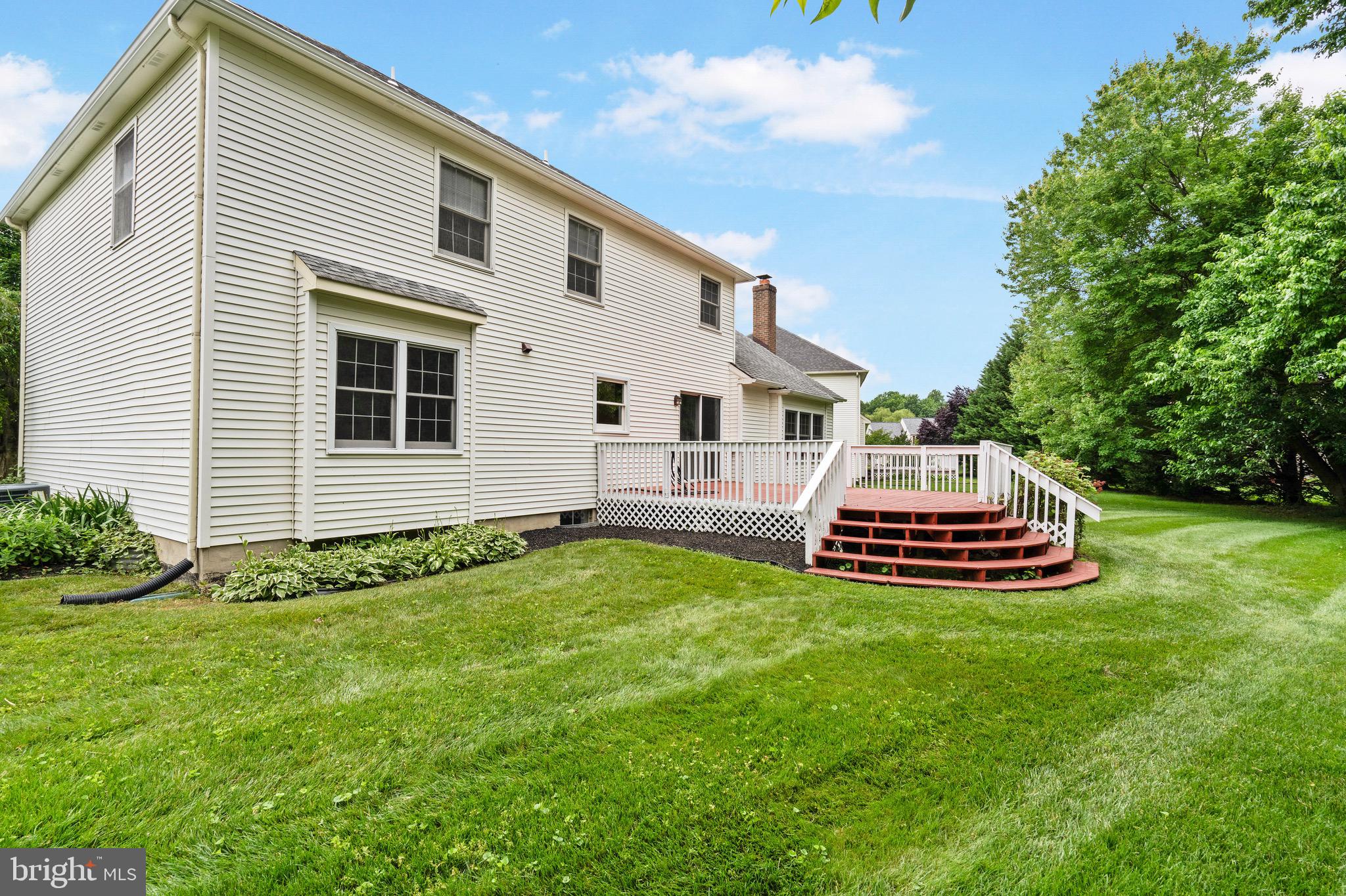 142 WOODLAND ROAD