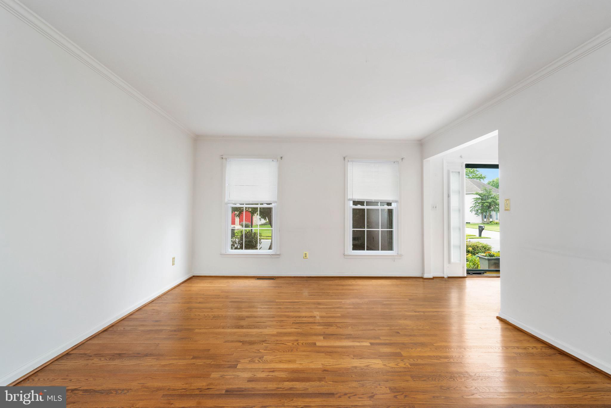 142 WOODLAND ROAD