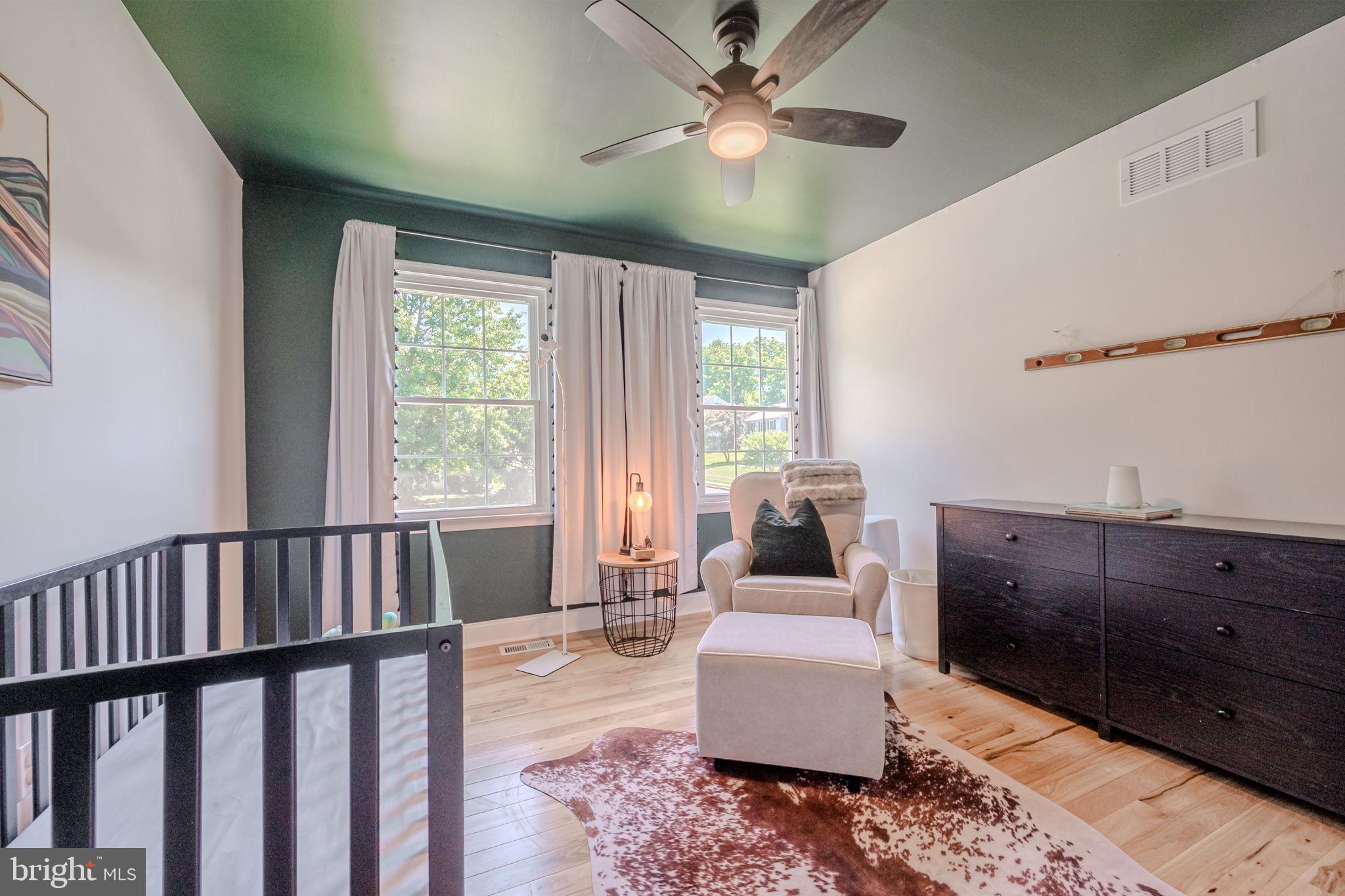 17 E MILL STATION DRIVE