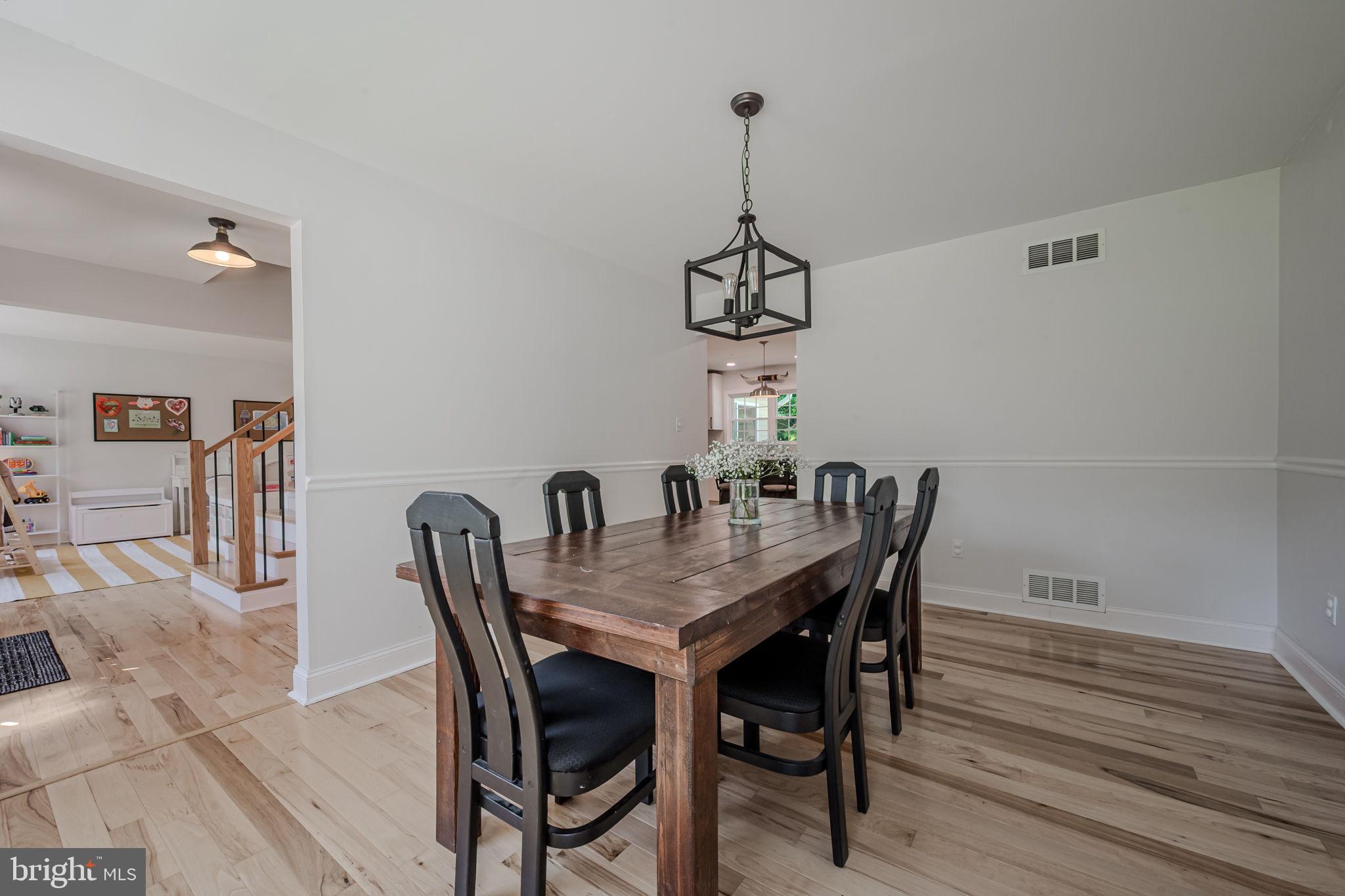 17 E MILL STATION DRIVE