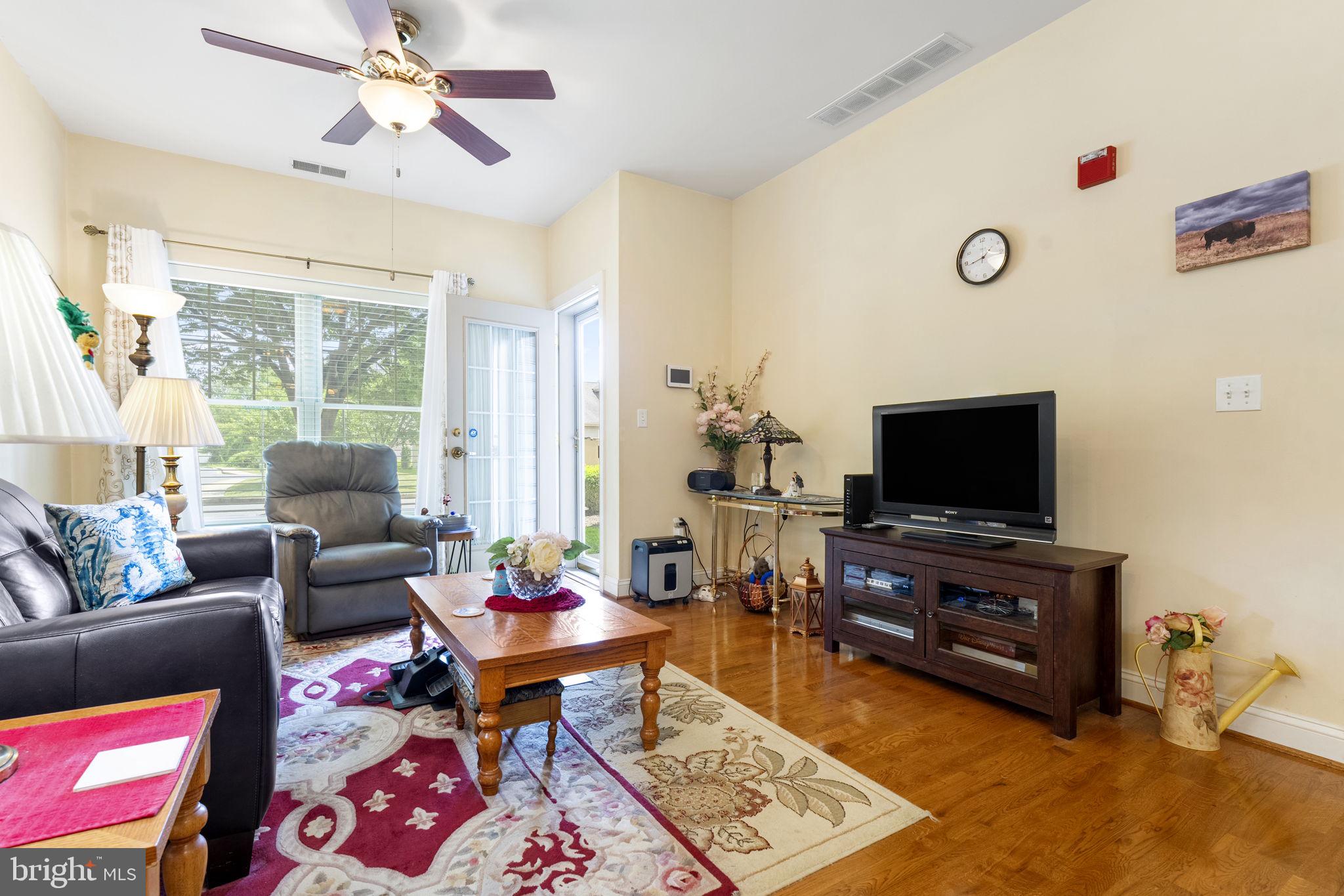 1000 W FOUNTAINVIEW CIRCLE 105