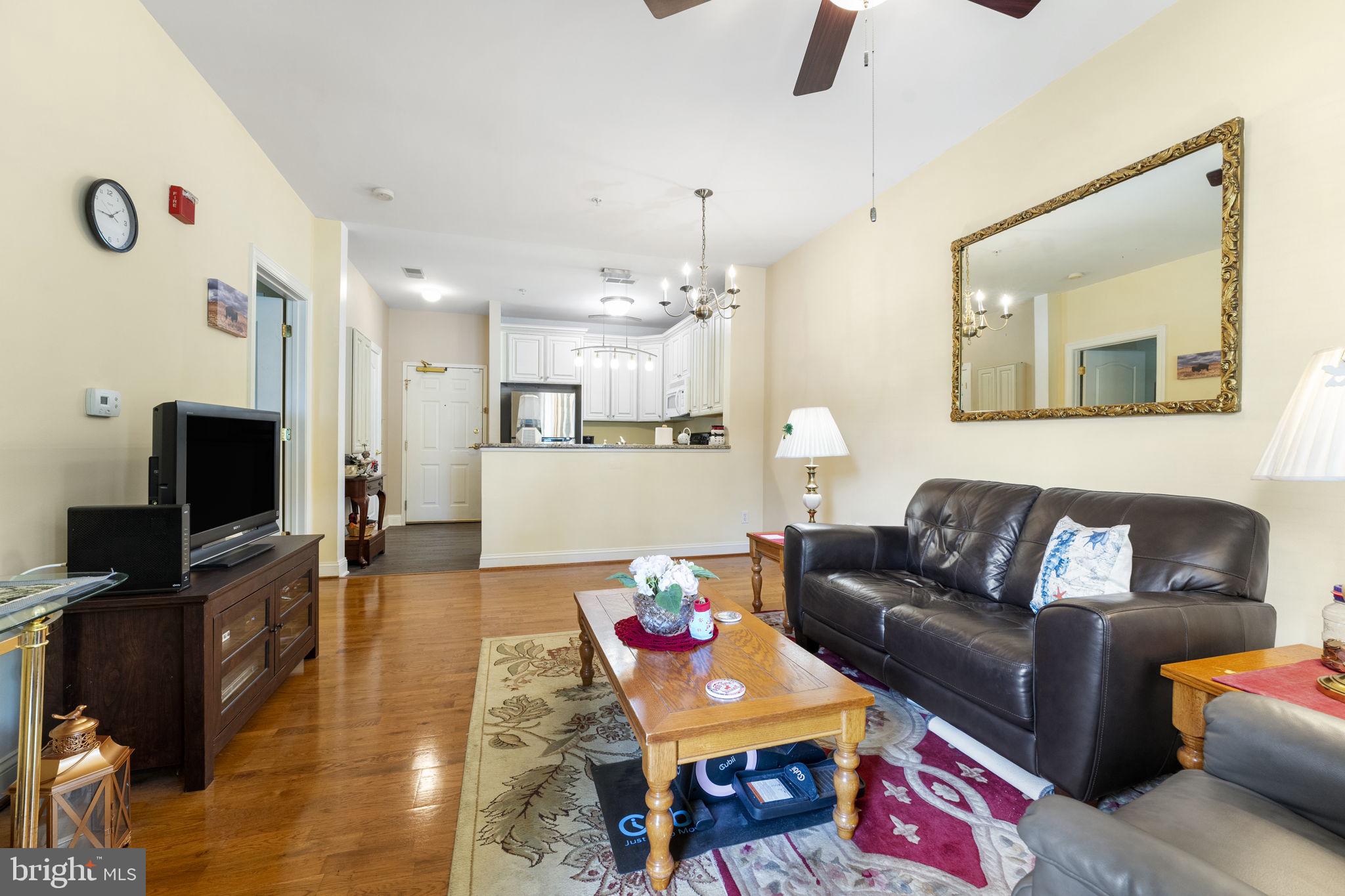 1000 W FOUNTAINVIEW CIRCLE 105