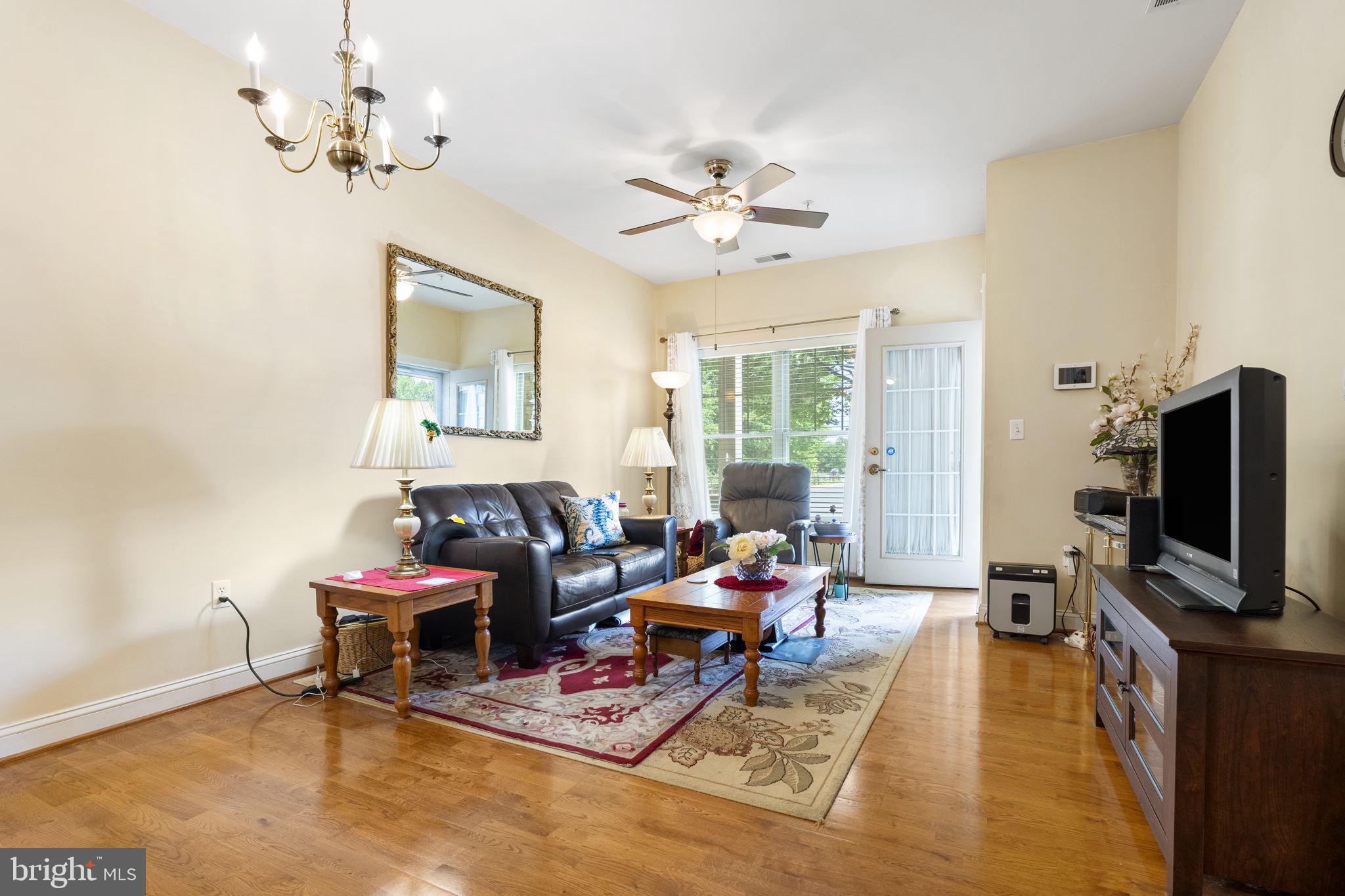 1000 W FOUNTAINVIEW CIRCLE 105