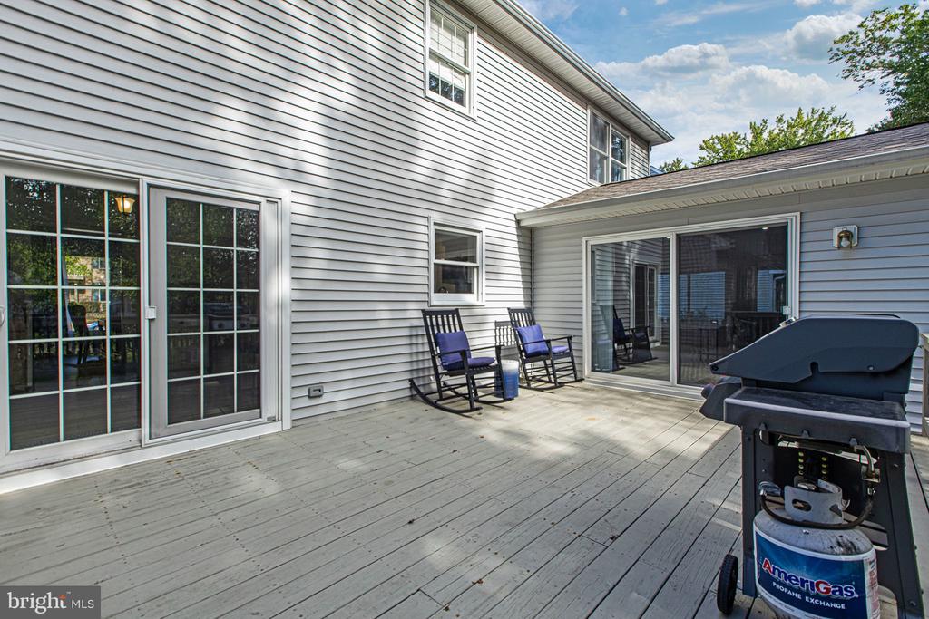 612 TIMBER WOOD BOULEVARD