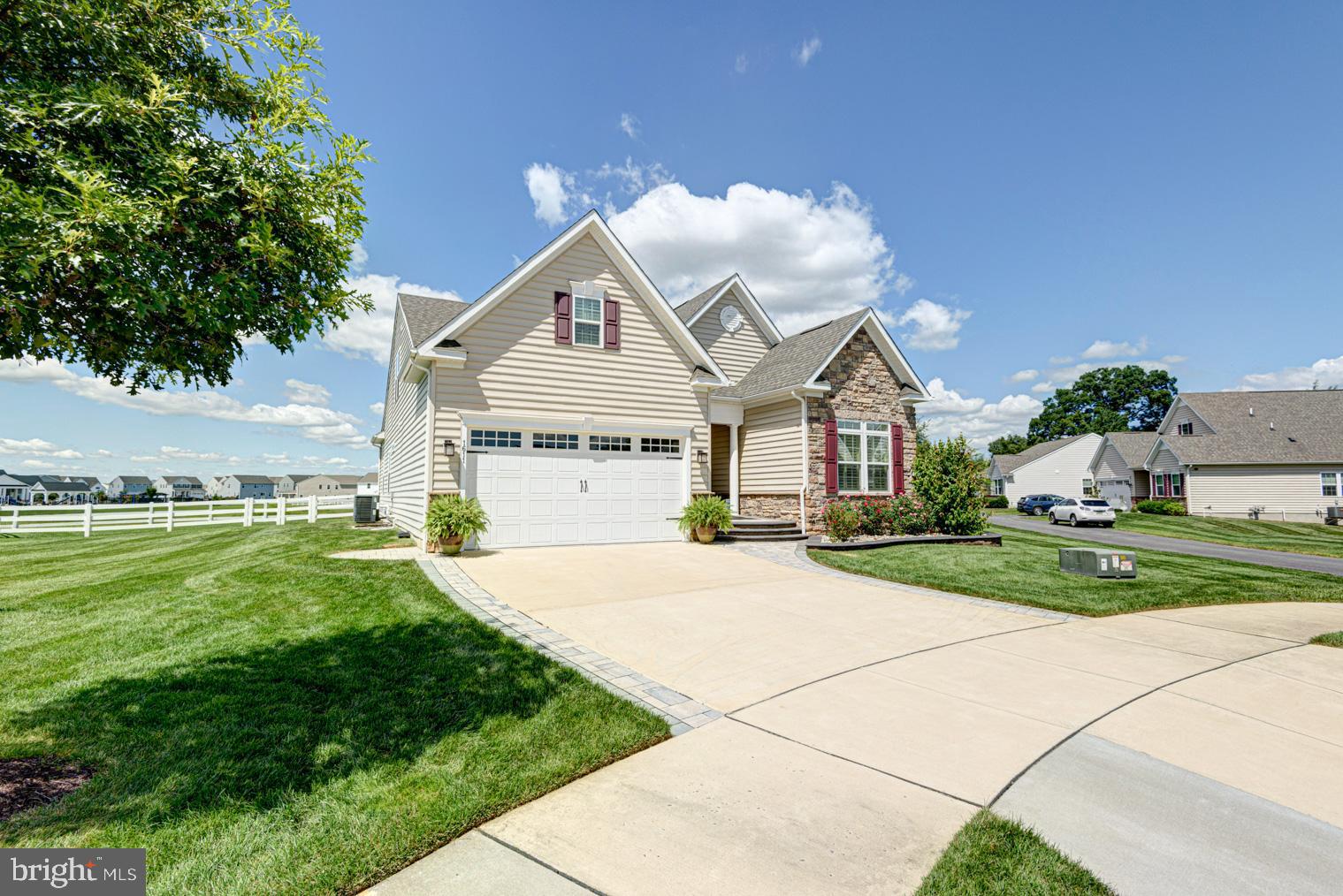 1611 ELLINOR COURT