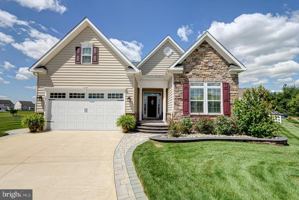 1611 ELLINOR COURT