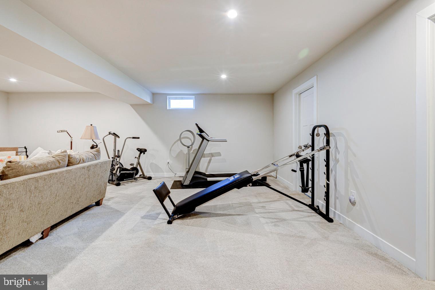 1611 ELLINOR COURT