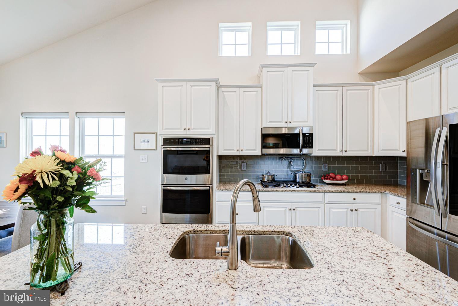 1611 ELLINOR COURT