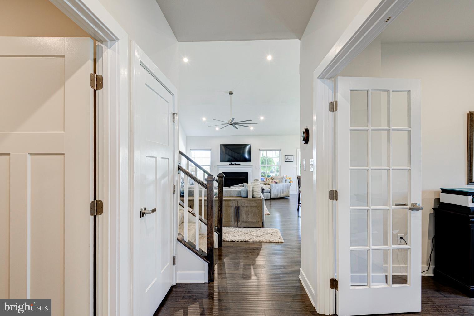 1611 ELLINOR COURT
