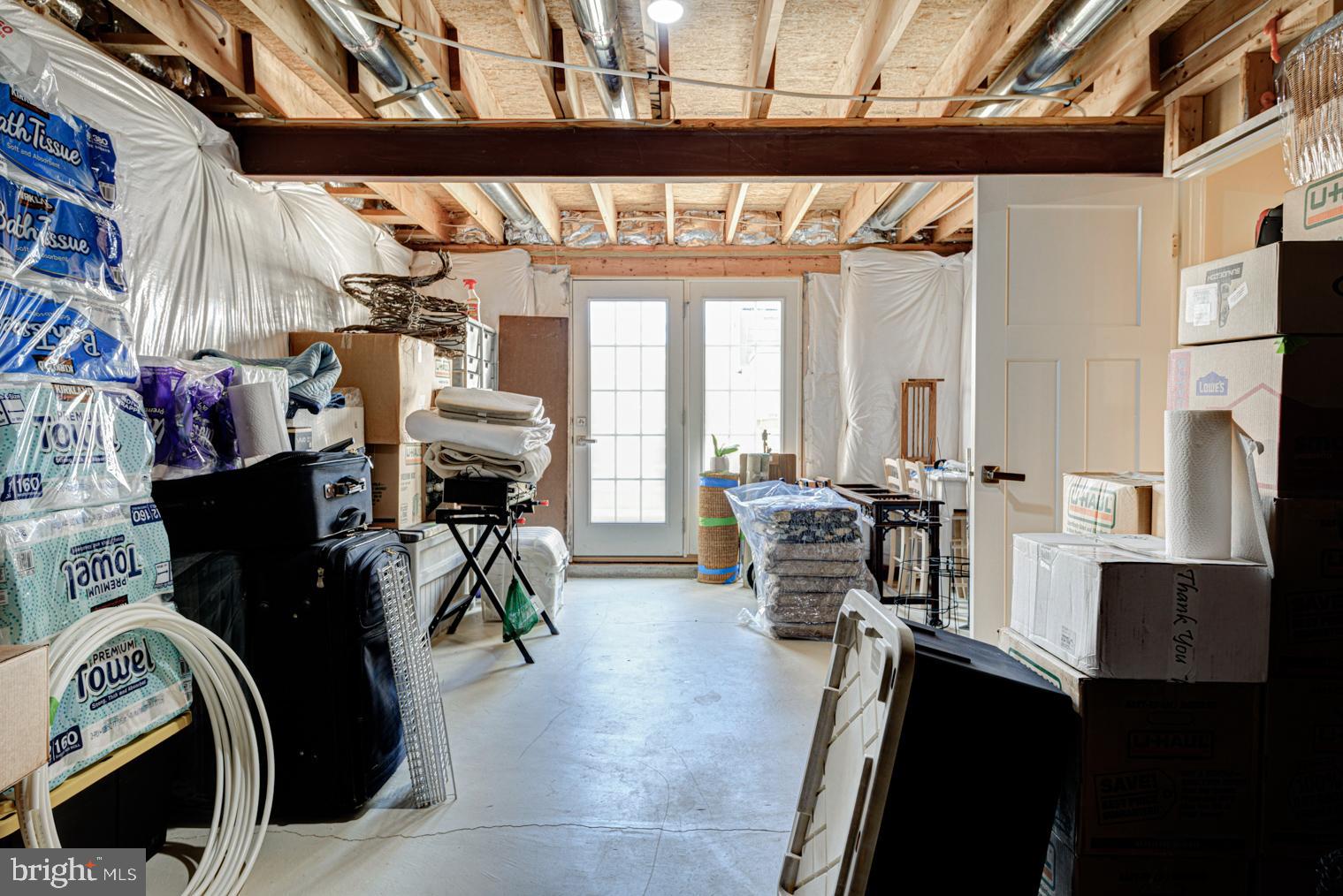 1611 ELLINOR COURT