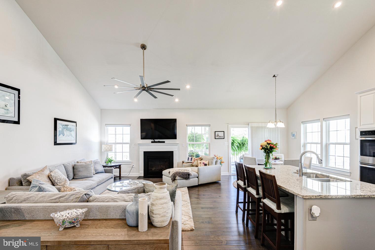 1611 ELLINOR COURT