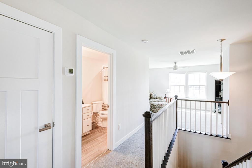 1611 ELLINOR COURT