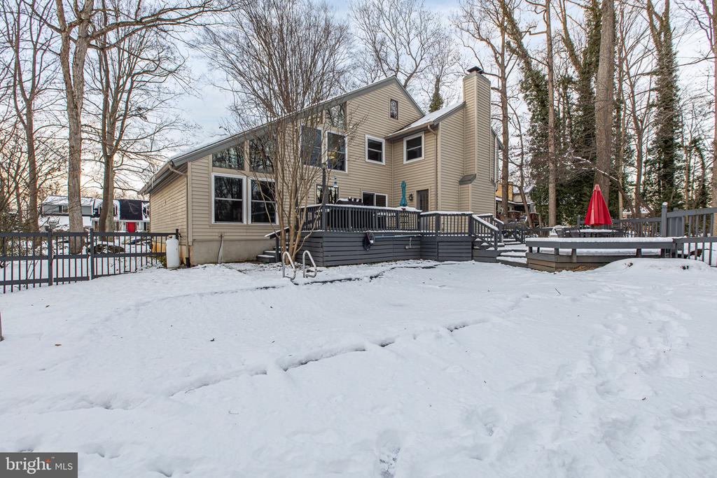 722 FOXDALE ROAD