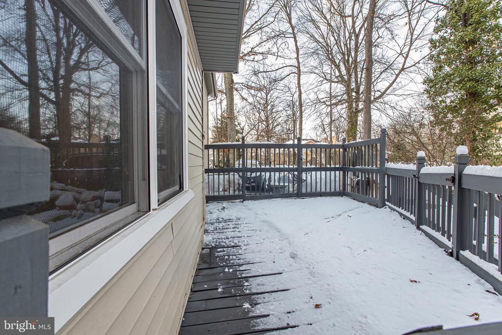 722 FOXDALE ROAD