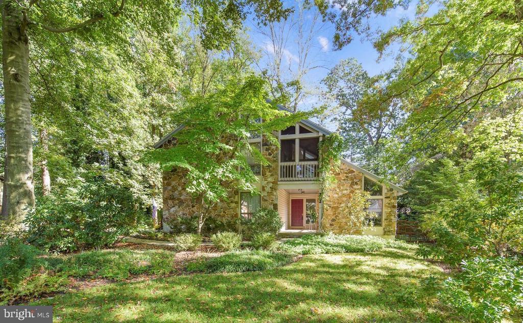 722 FOXDALE ROAD
