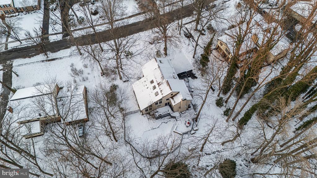 722 FOXDALE ROAD