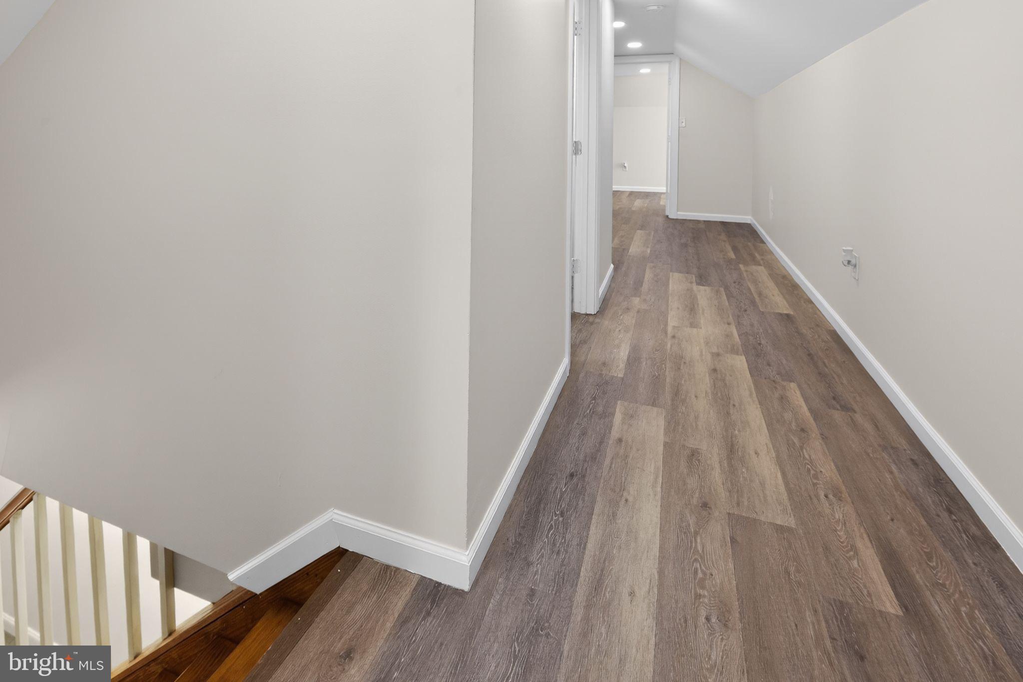 8 E 39TH STREET