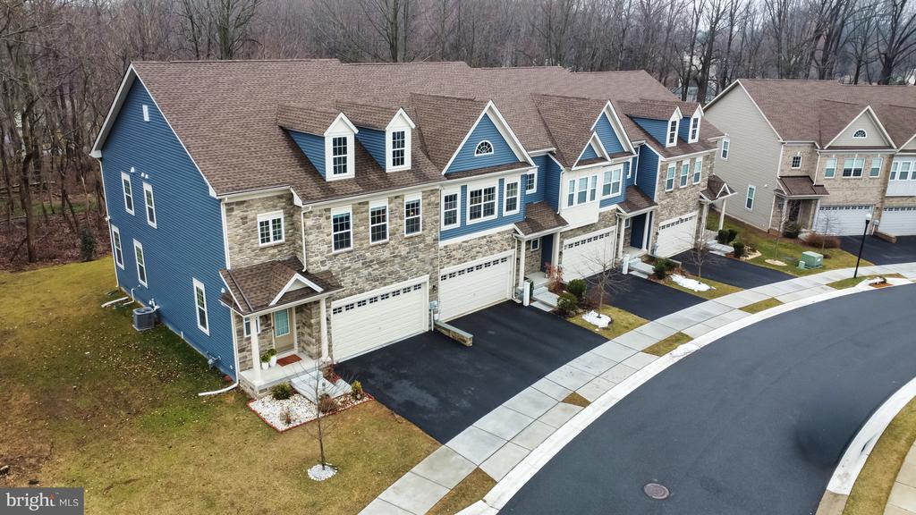 91 WESTHAMPTON DRIVE
