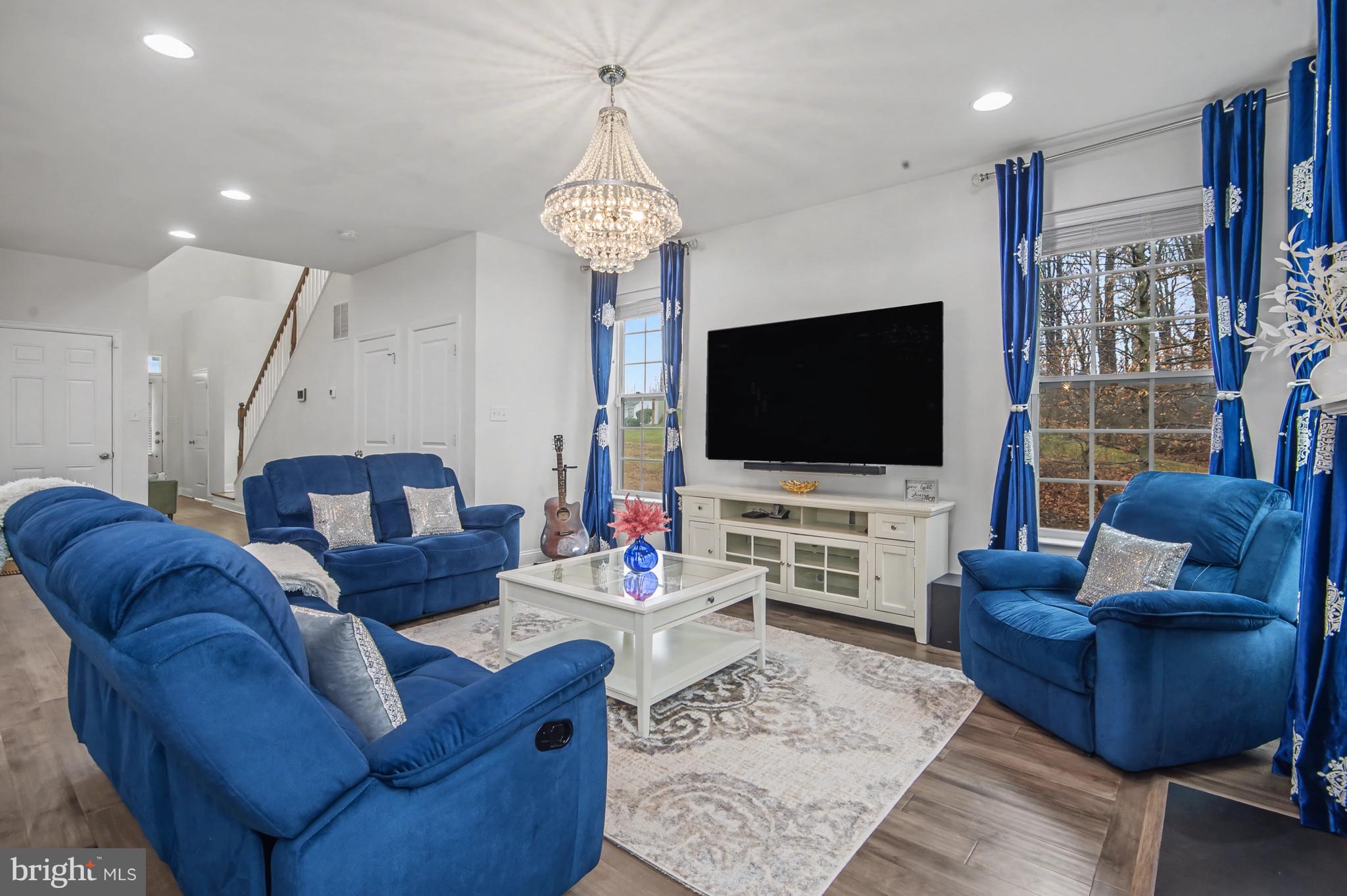 91 WESTHAMPTON DRIVE