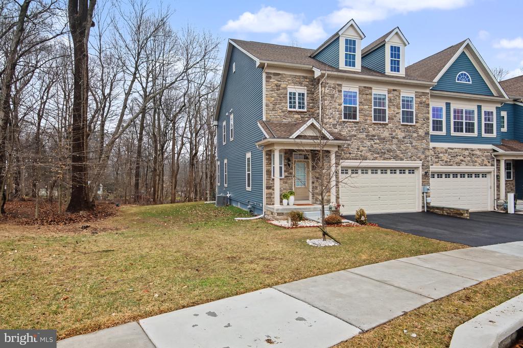 91 WESTHAMPTON DRIVE