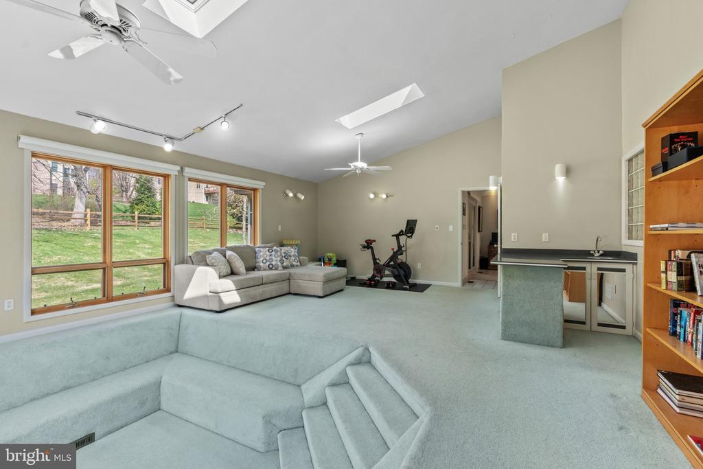 40 RAPHAEL ROAD