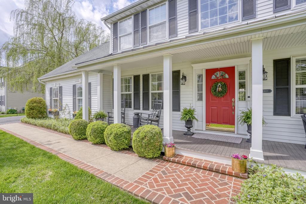 332 CANVASBACK ROAD