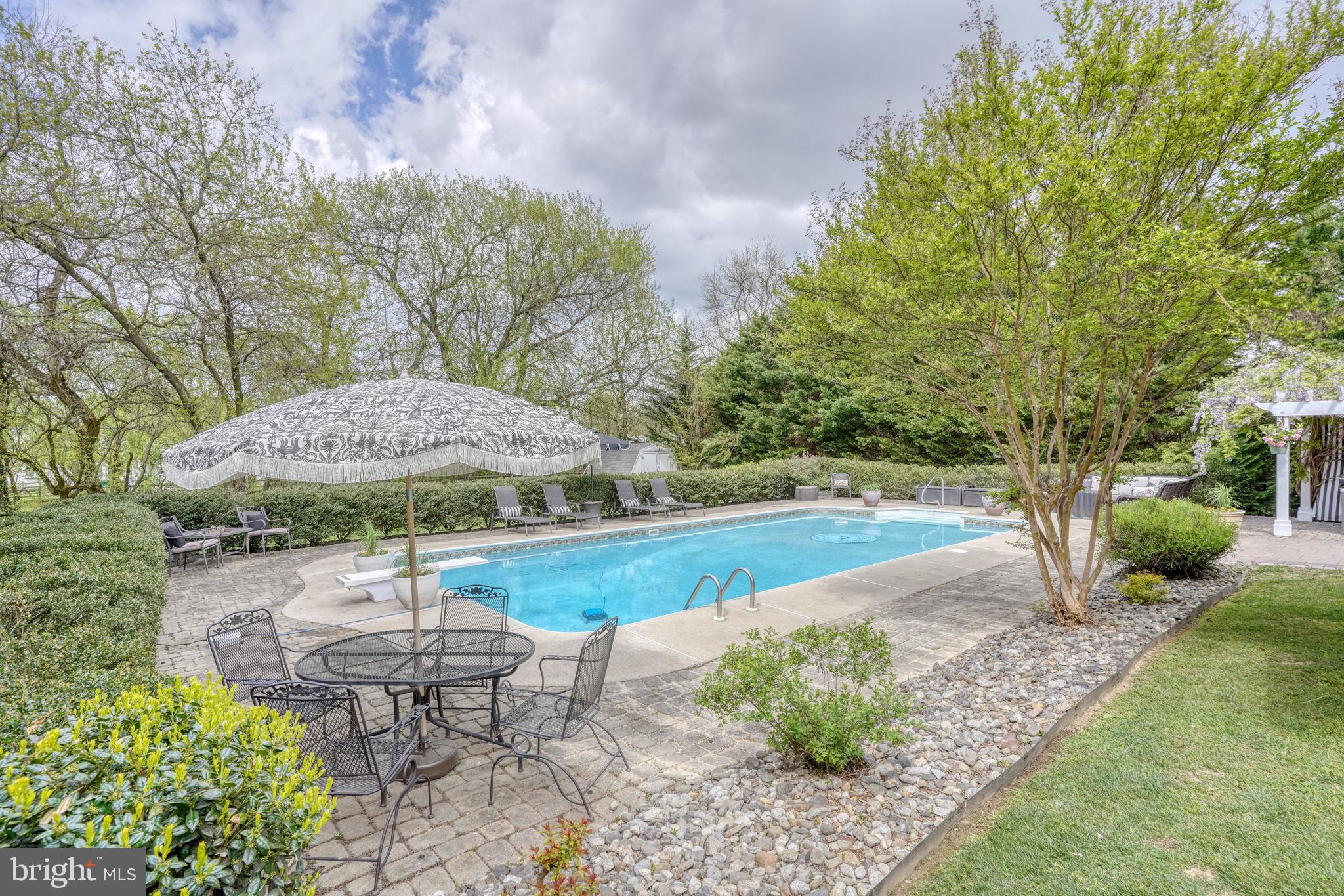 332 CANVASBACK ROAD