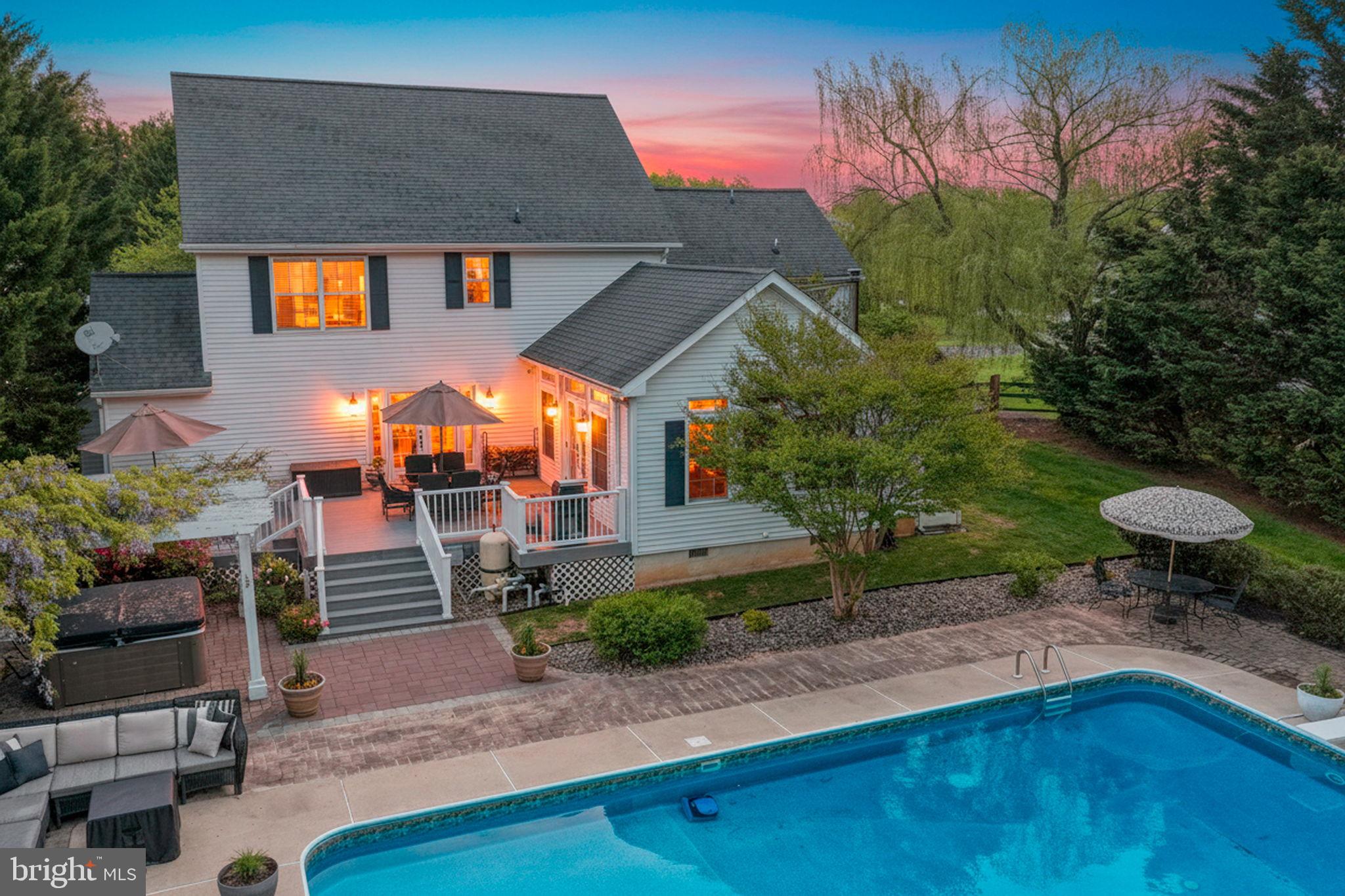 332 CANVASBACK ROAD