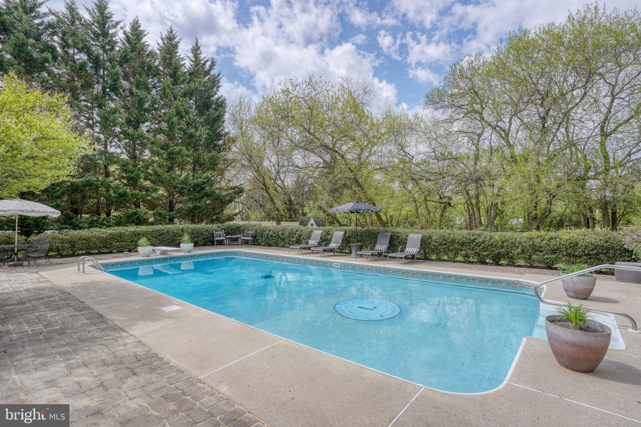 332 CANVASBACK ROAD