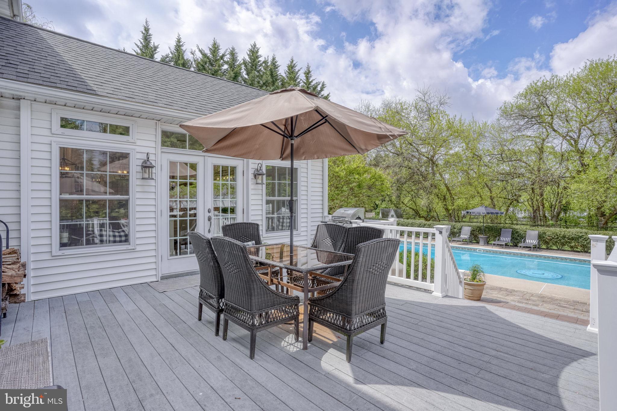 332 CANVASBACK ROAD