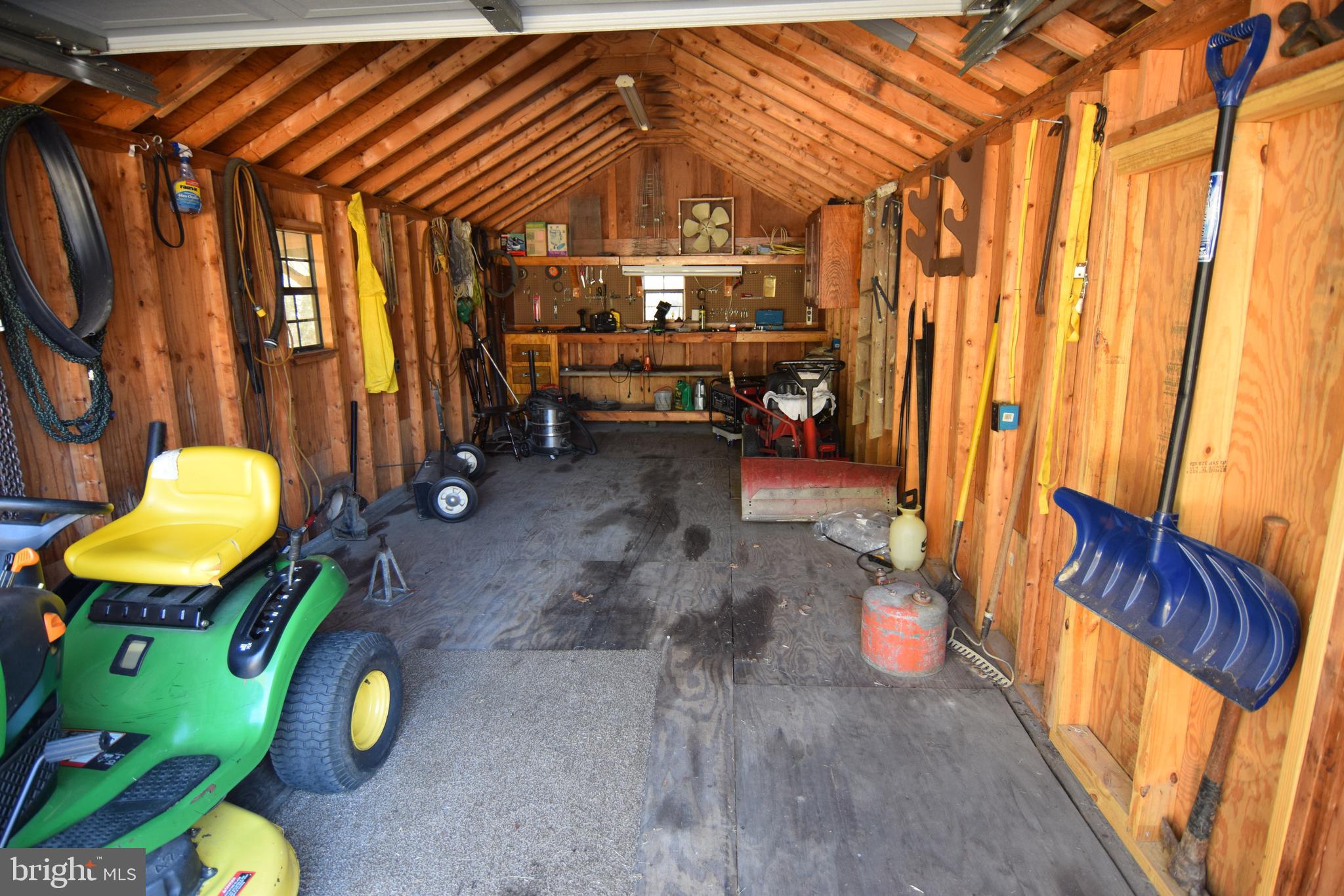 5033 BOYCE ROAD