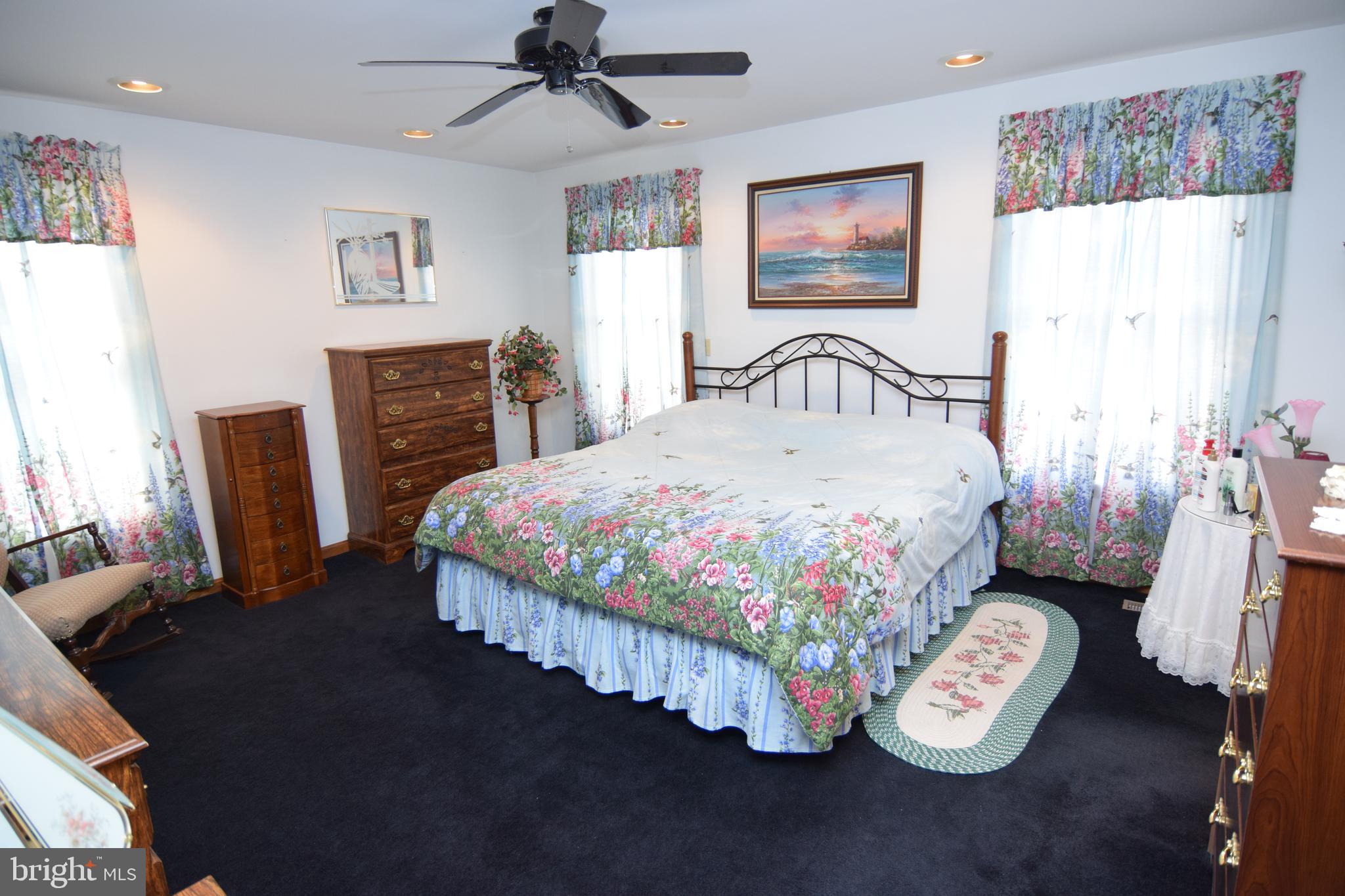 5033 BOYCE ROAD