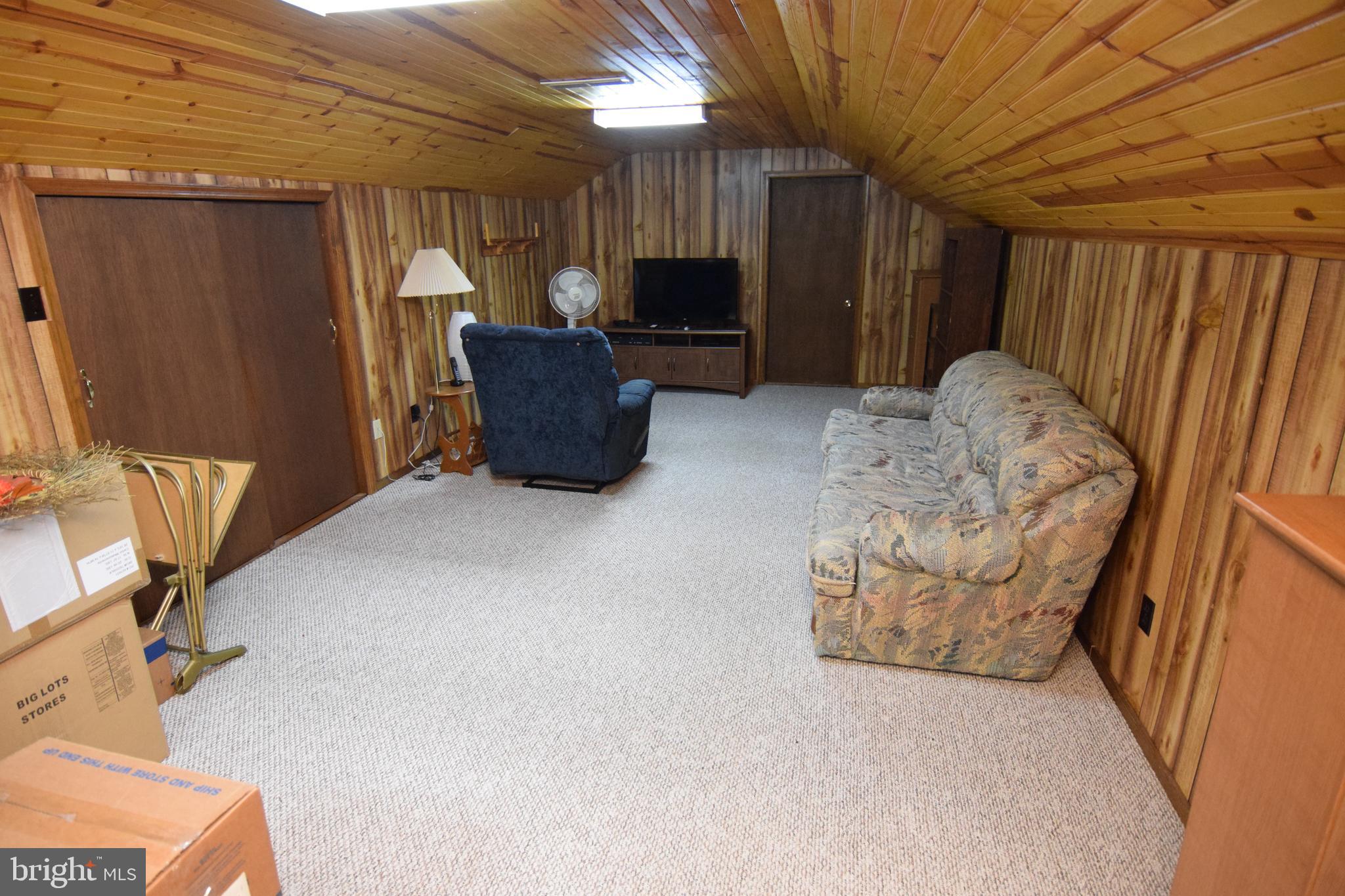 5033 BOYCE ROAD
