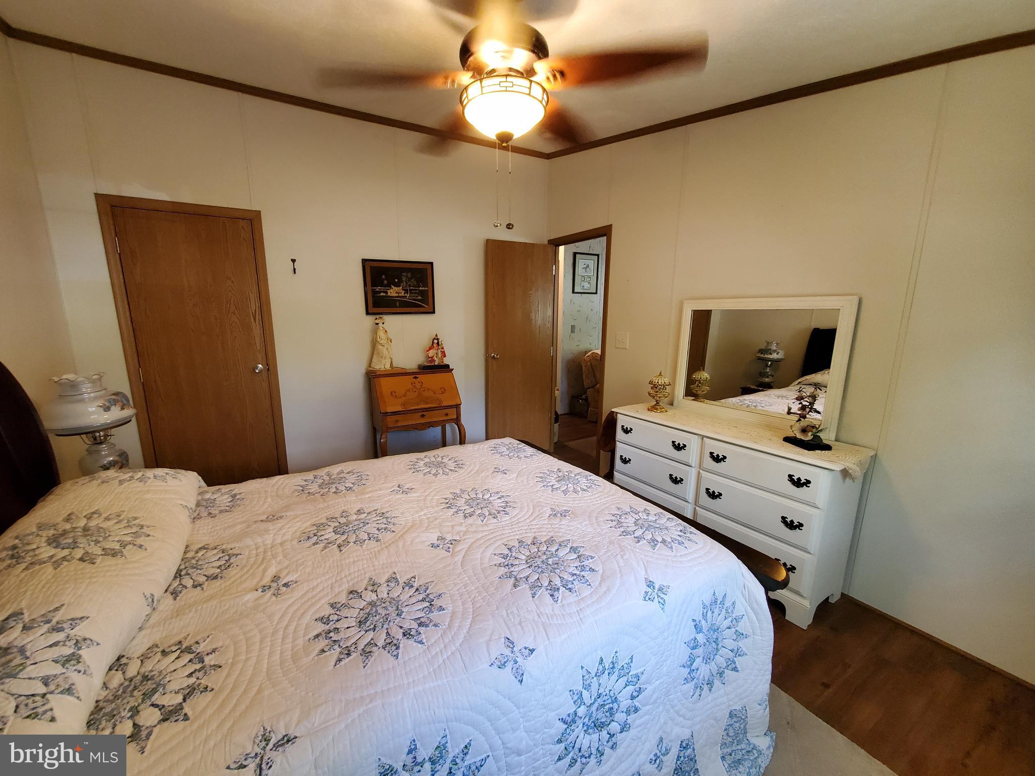 34305 HARBOR DRIVE S 54160