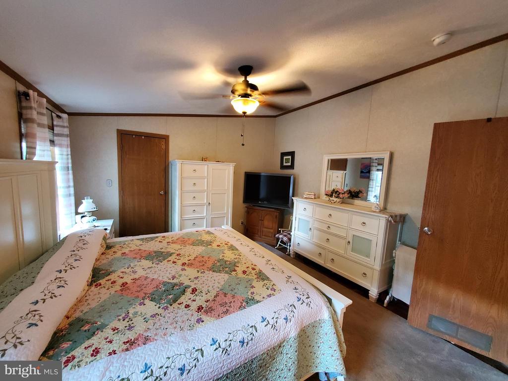 34305 HARBOR DRIVE S 54160