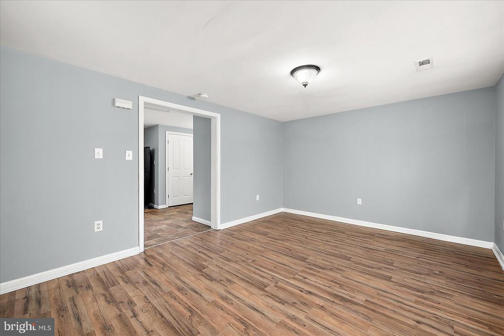 517 ELM DRIVE