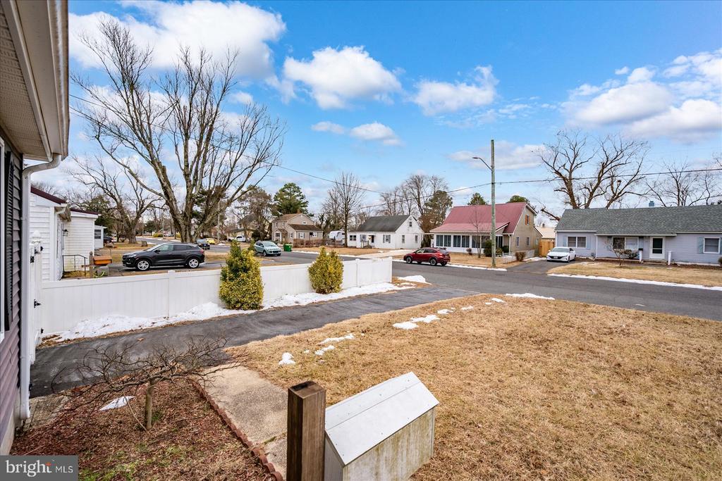 517 ELM DRIVE