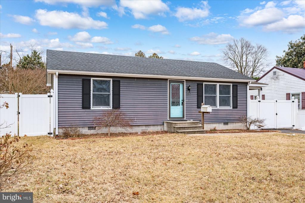 517 ELM DRIVE