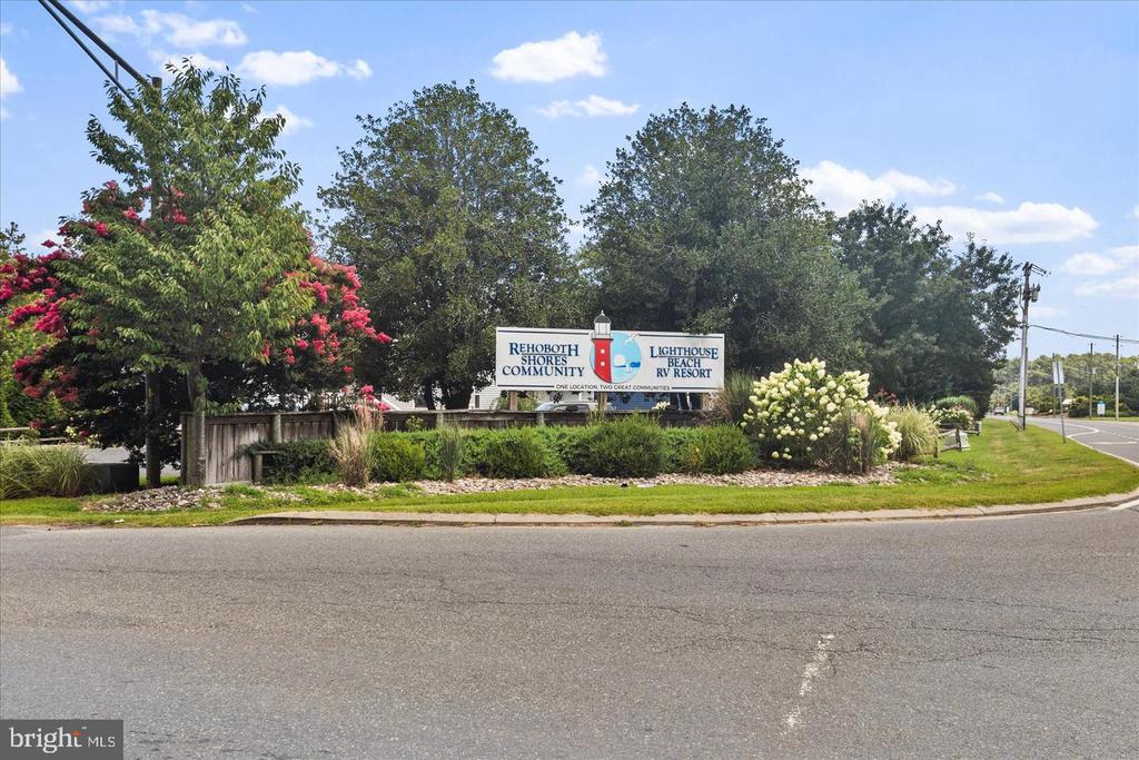 34984 SEA WAYE LANE