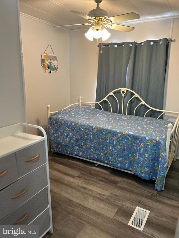 34984 SEA WAYE LANE